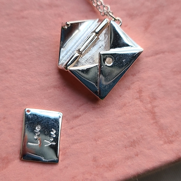 Rose Gold cute envelope necklace love note 16in - Picture 4 of 6